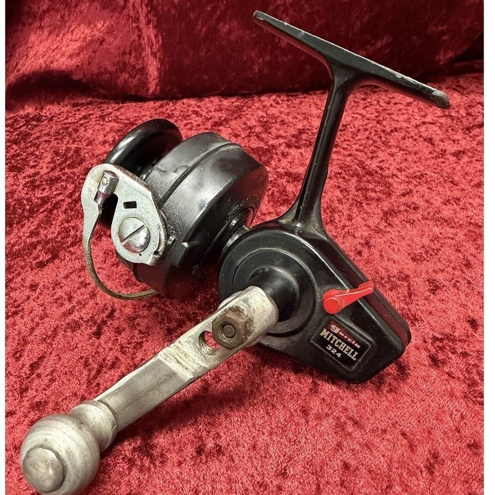 Vintage Garcia Mitchell 324 Spinning Fishing Reel Made in France Black Classic